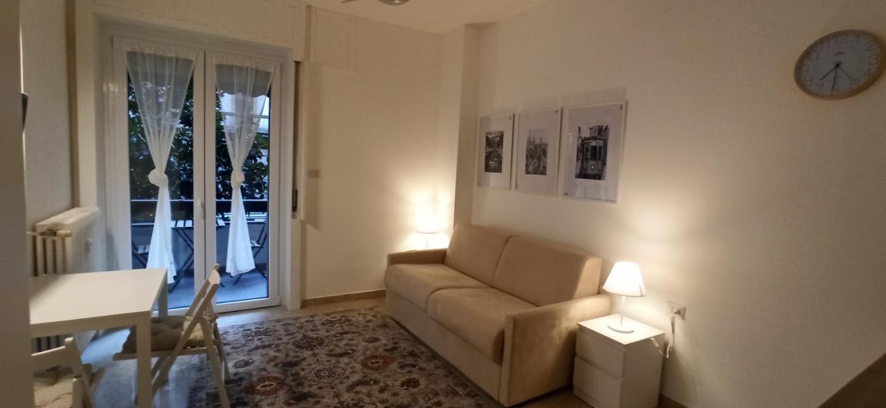 Smart Studio Porta Venezia Fashion District Milan Exterior photo